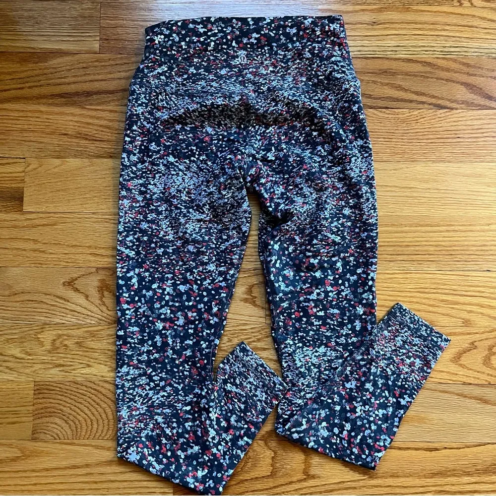 Lululemon Align Pant in Water Blossom Multi size 8 - Image 6