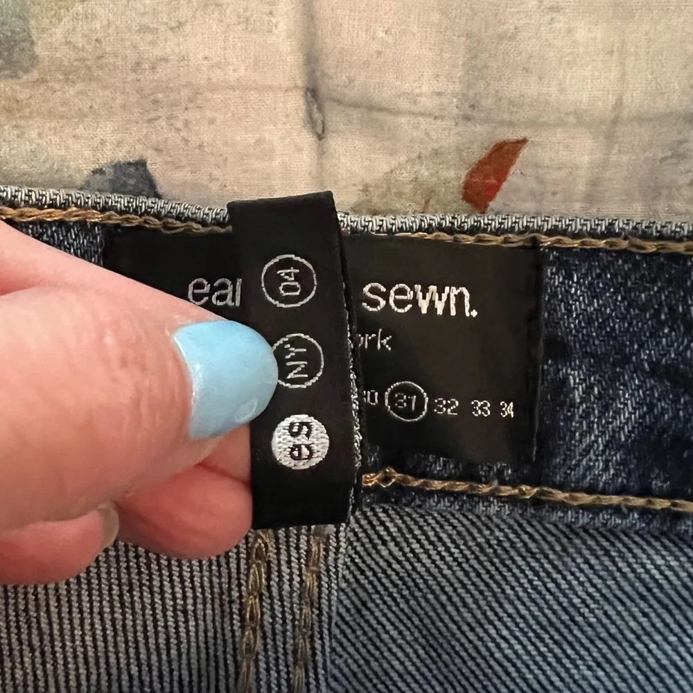 31 High-Rise Paint-Splattered Slim Jeans in Nori NWT - Image 10