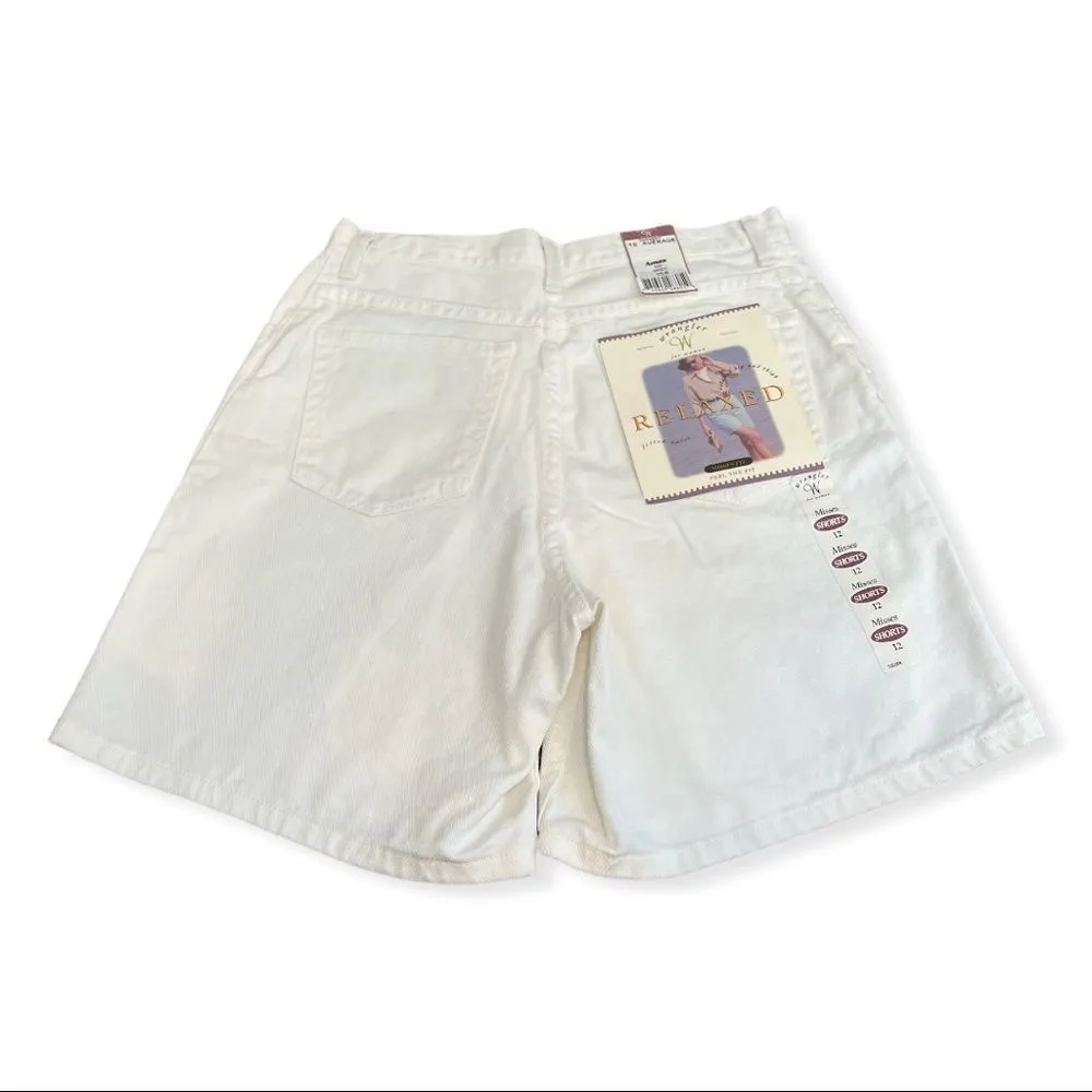Women’s Vintage White Denim Shorts Size 12 NWT - Image 6