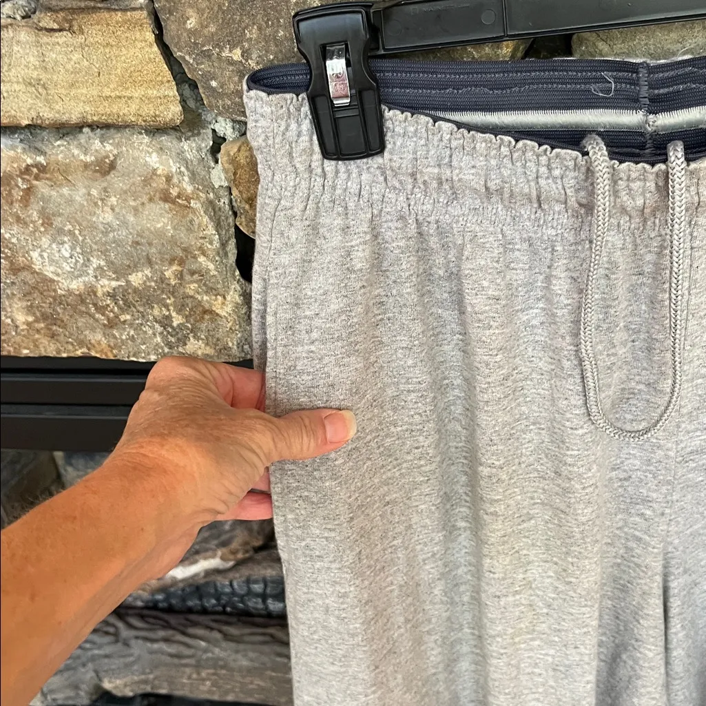 Champion  Comfy Gray Sweatpants - Image 6