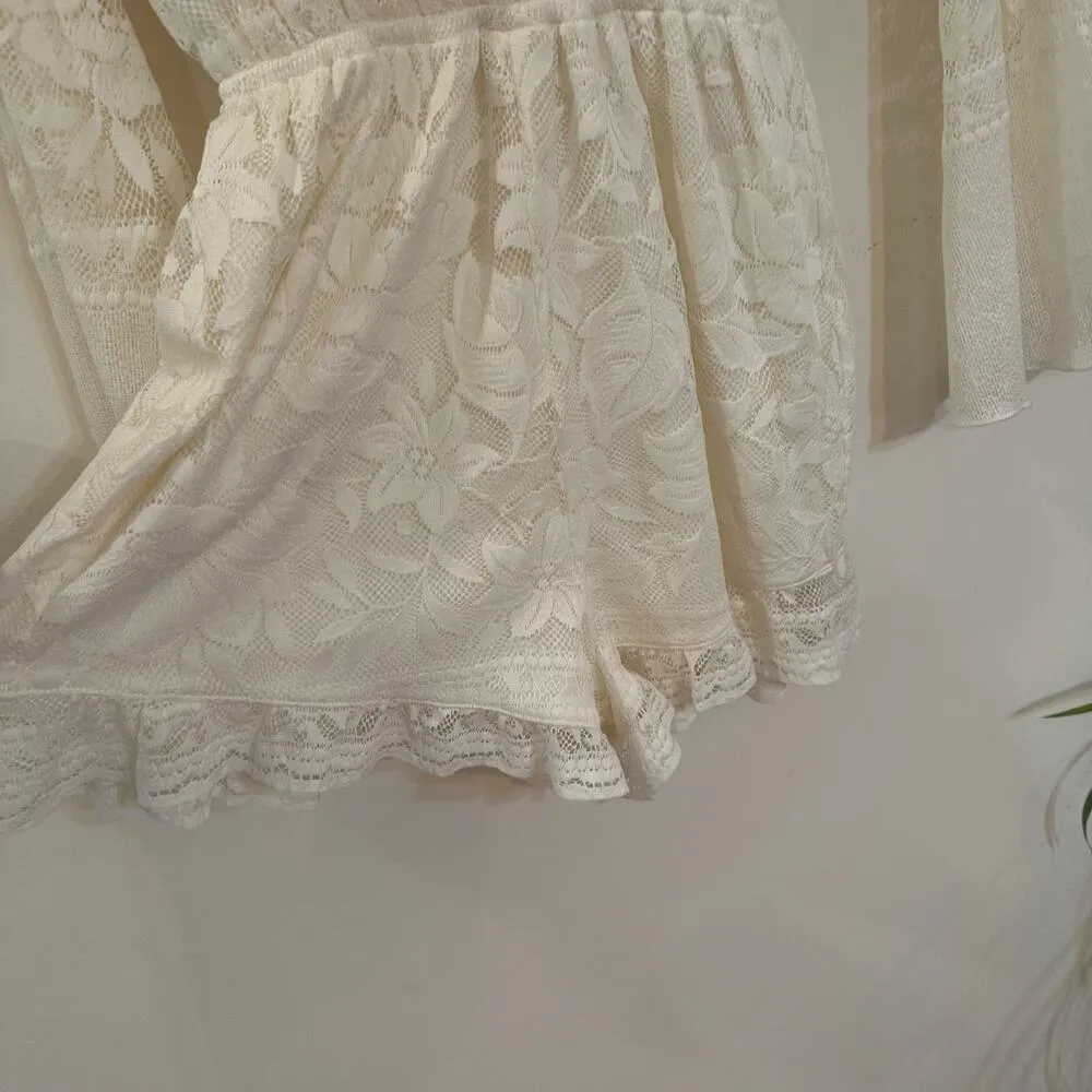 Show me Your Mumu White Lace Romper sz small - Image 6