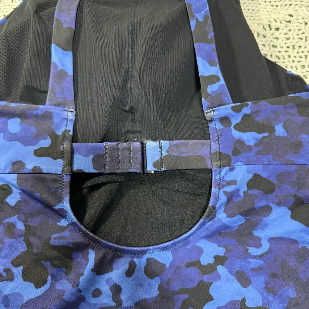 Athleta Blue Camo Tankini Top 36 B/C - Image 6