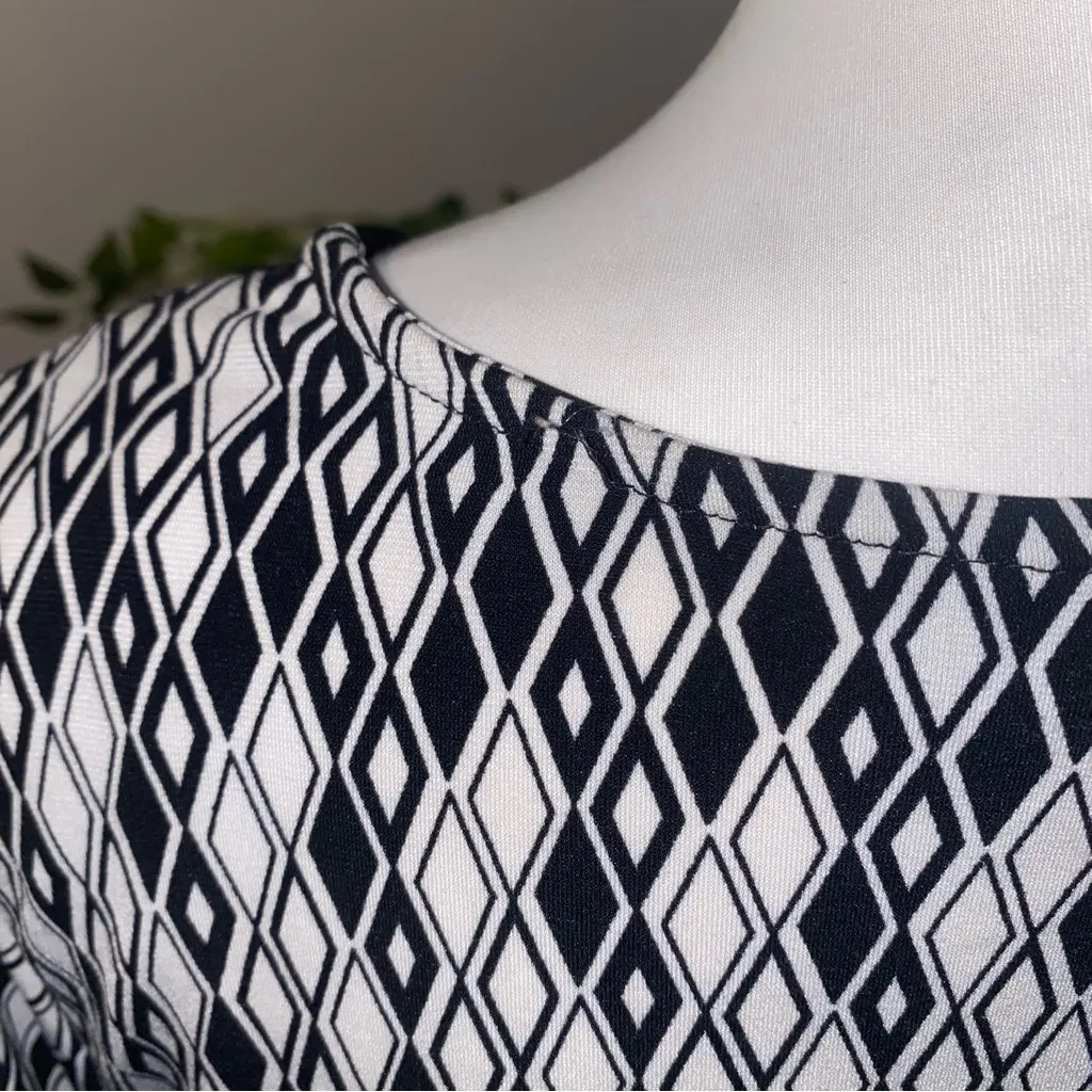 East 5th 90s vintage style black & white gothic babydoll top - Image 7