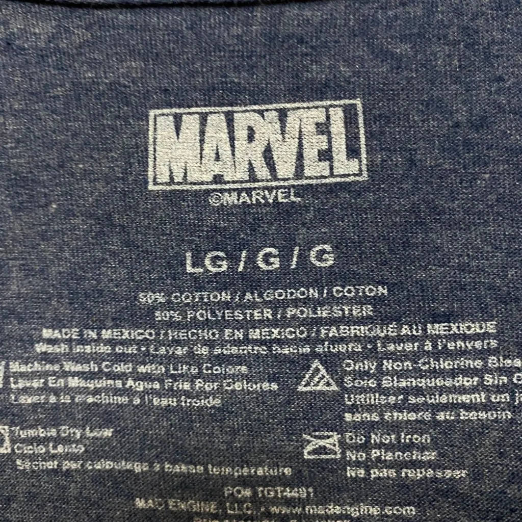 Captain American Shield Marvel Cinematic Universe Tee L  - Image 4