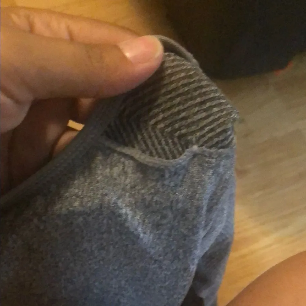 Lucky brand grey padded sports bra size small - Image 3