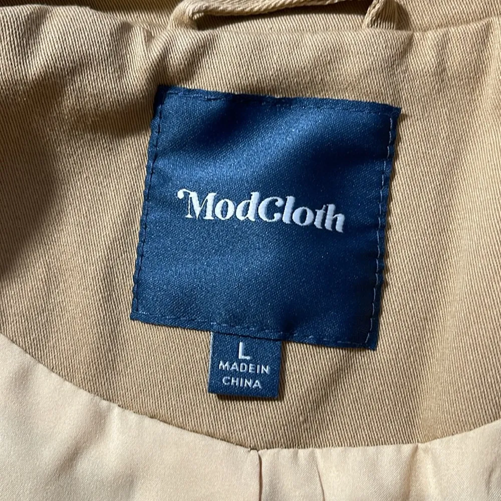 ModCloth Tan/Yellow Trench Coat Size L - Image 7