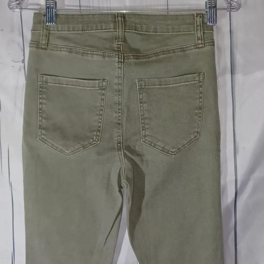 Mud Pie  button fly skinny raw hem jeans - Image 7