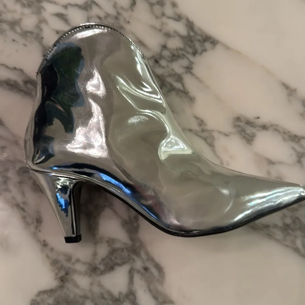 ✨ Rebecca Minkoff Silver Mirror Booties | NIB | Size 36 | $364 MSRP - Image 10