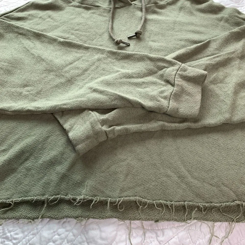 Good hYOUman cropped hoodie size small - Image 4
