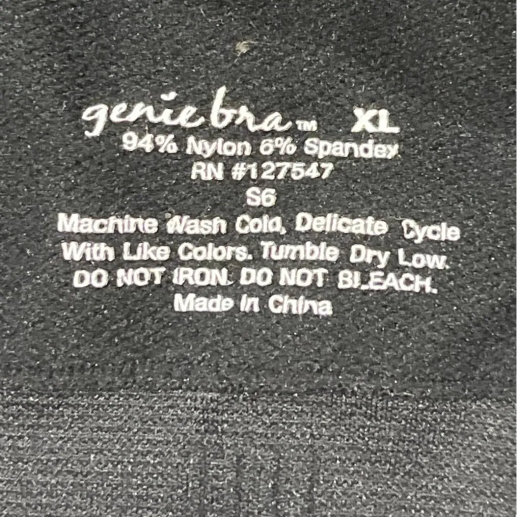 Genie Bra Black XL Seamless Wireless Nylon/Spandex Comfort Support Sports Bra - Image 3