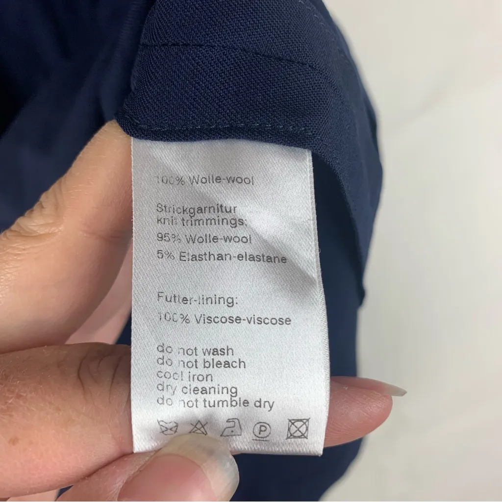 Akris Punto women's size 10 m Navy Wool Blend dress button front cinch waist - Image 6