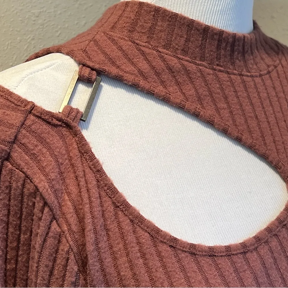 MAURICES cutout ribbed sweater size large long sleeves New with tags - Image 3