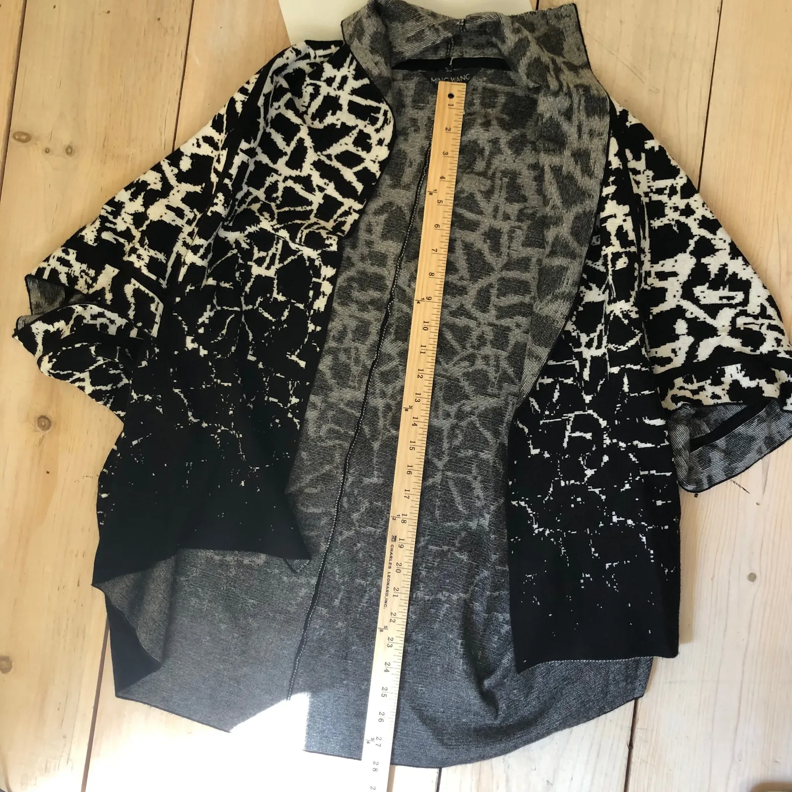 Ming Wang EUC Women's Abstract Print Kimono Jacket/Sweater Black Size S/M - Image 5