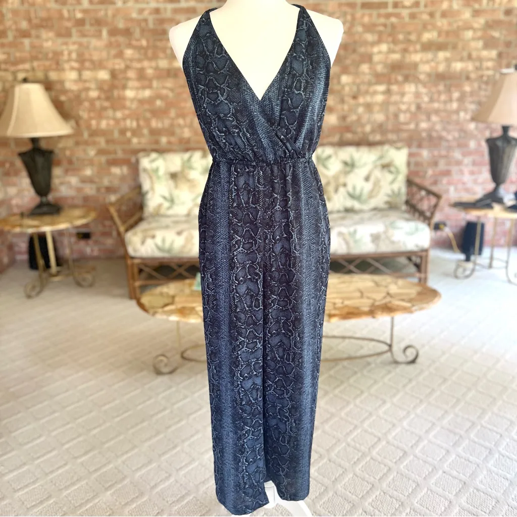 BCBGMAXAZRIA  Jumpsuit Halter Cropped Python Snakeskin Navy Blue S Party Brunch - Image 4