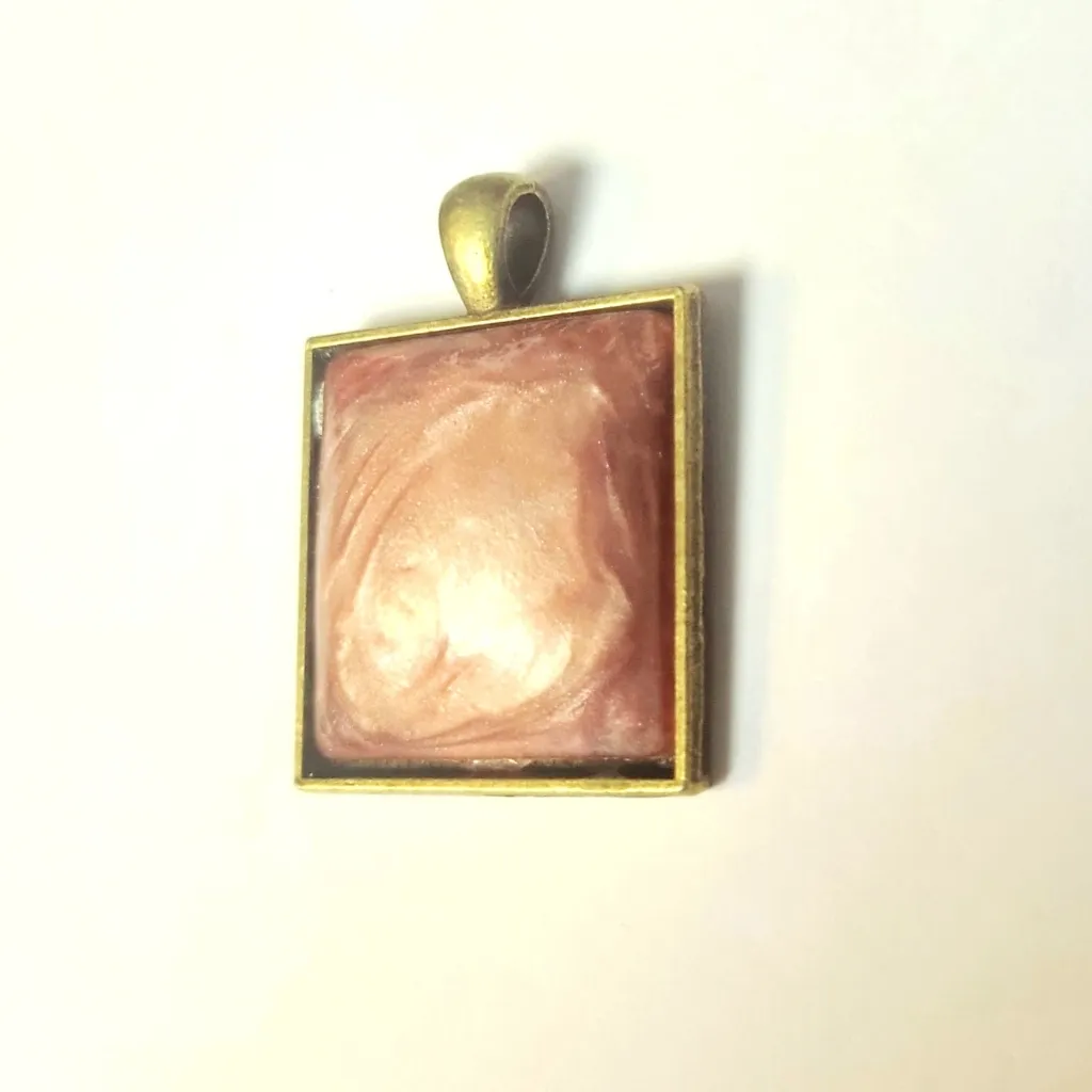 Rose resin bronze tone pendant Pink - Image 3