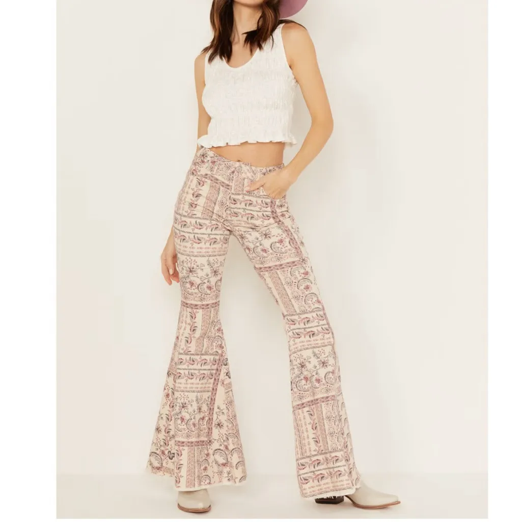 Shyanne High Rise Flare Jeans Floral Paisley Americana size 32 x 34 NEW $90 - Image 2