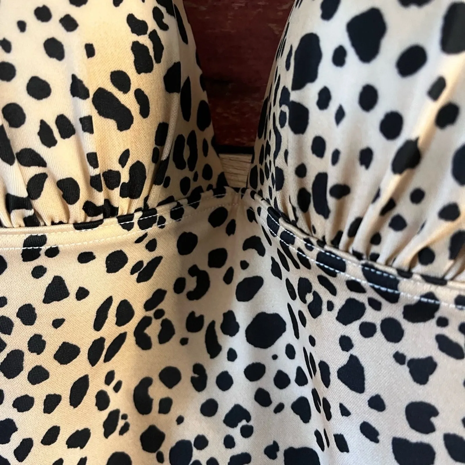 Victoria’a Secret Cheetah Print Halter Swim‎ Suit Top Size Small - Image 4