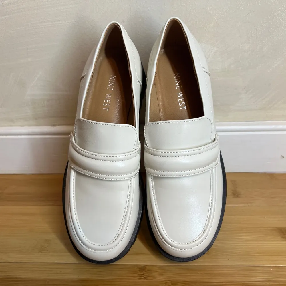 Nine West Womens Slip On Chunky Heel Y2K Lug Sole Ivory Moc Loafers/Shoe|Sz:6.5M - Image 4