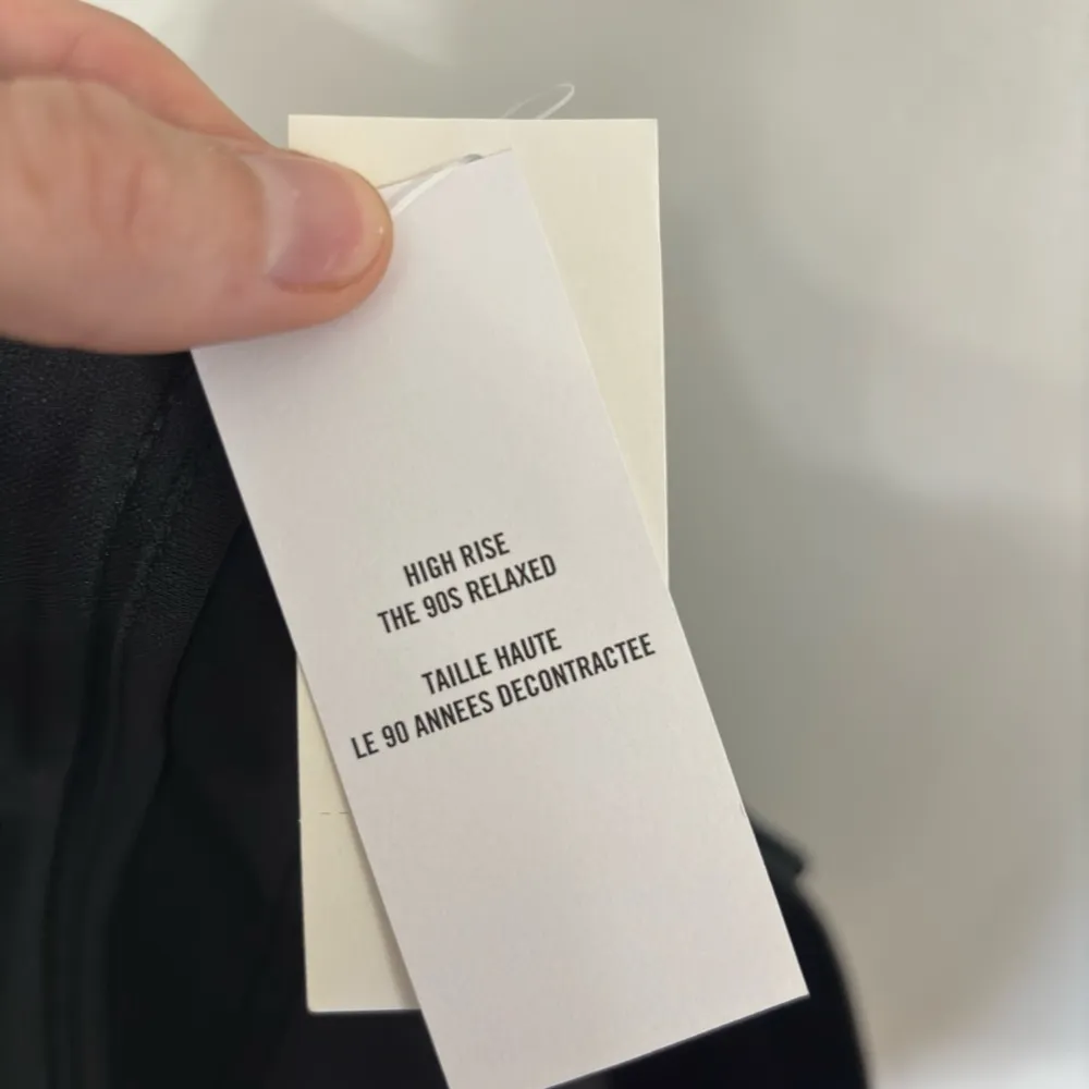 NWT A&F 90s Relaxed High Rise Faux Leather Pants in Black - Size 18/34 Long - Image 9