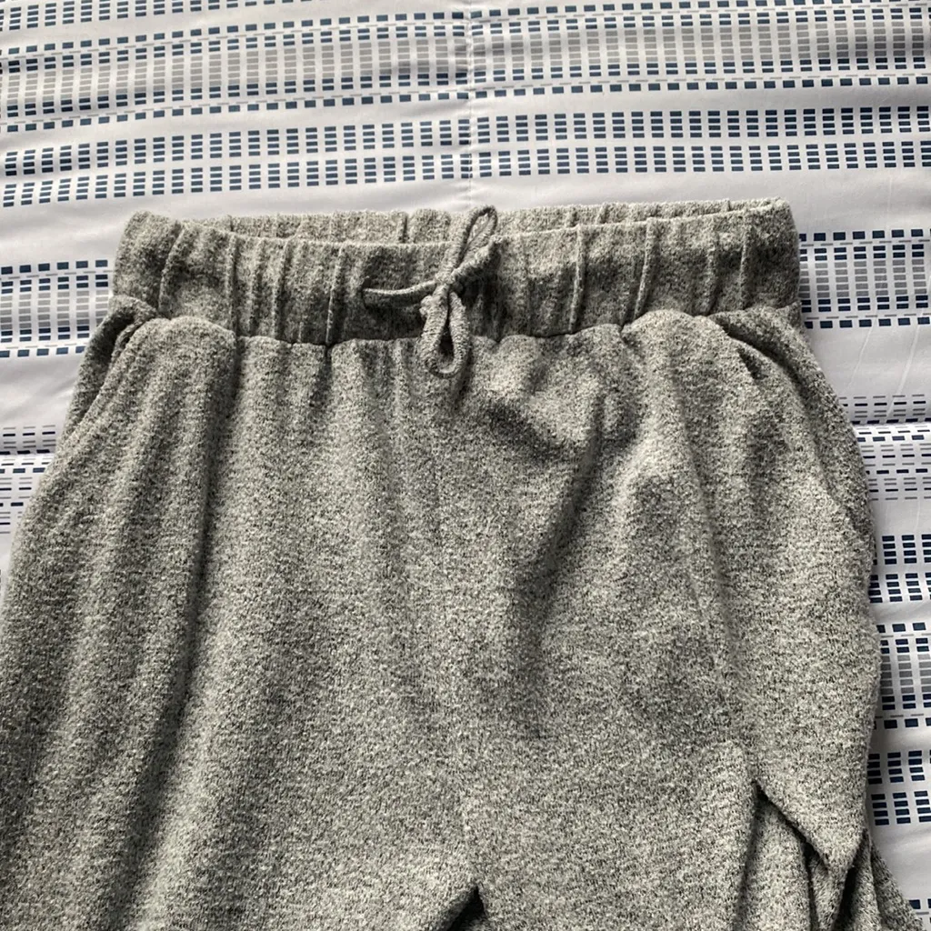 EUC Nasty Gal Lounge Mode Soft Knit Hoodie And Jogger Set - Grey, Size 4 - Image 12