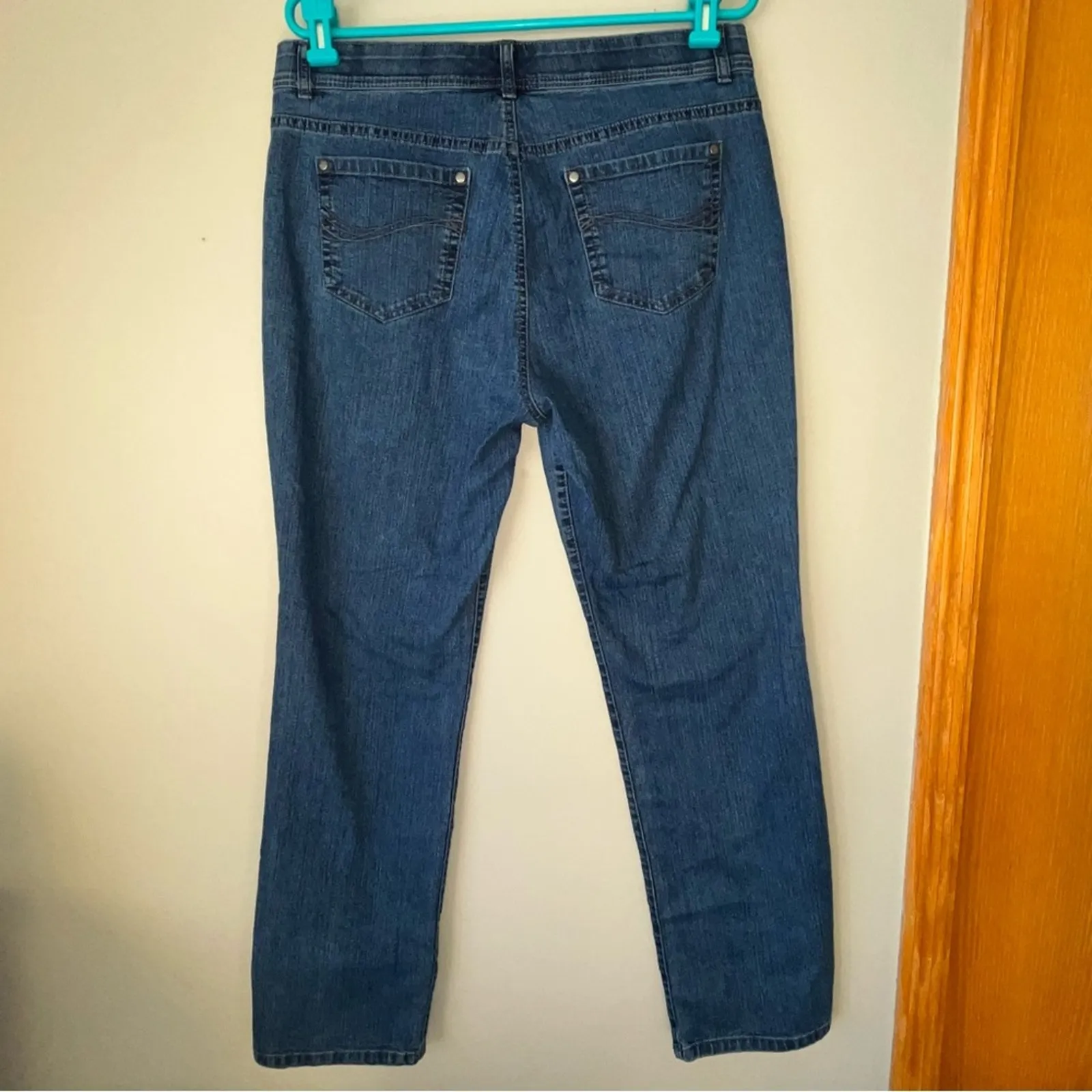 Gloria Vanderbilt Amanda Straight Leg Blue Jean Size 12 - Image 2