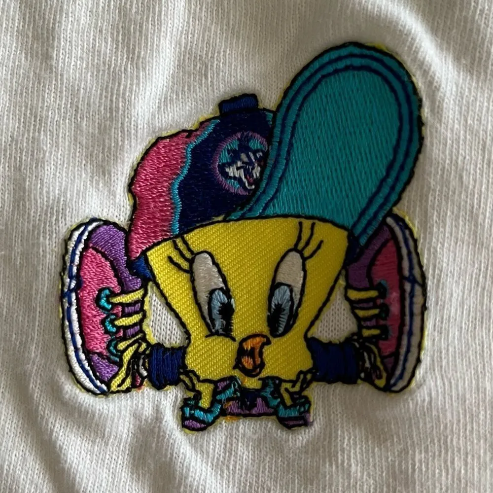 Looney Tunes Vintage‎ 90's Unisex XL Tweety Embroidered Centered Crew Neck Tee - Image 3