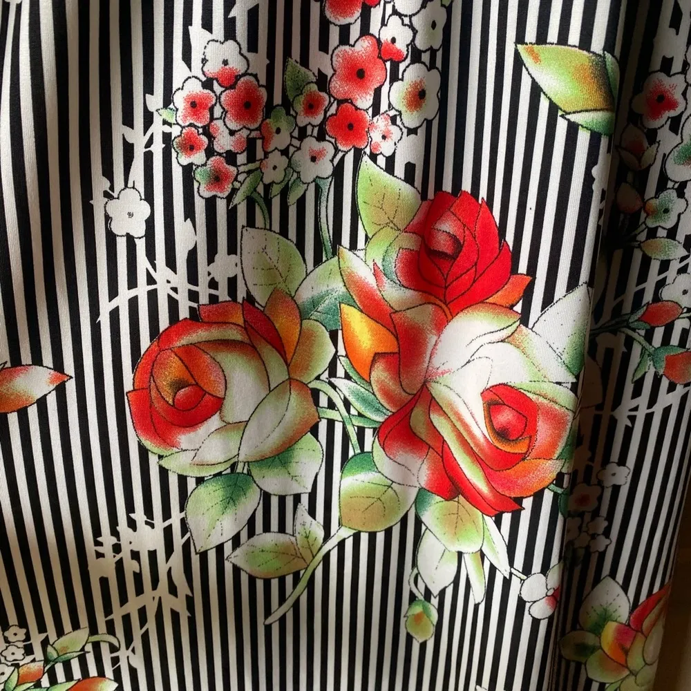 Magic  small long dress - Image 4