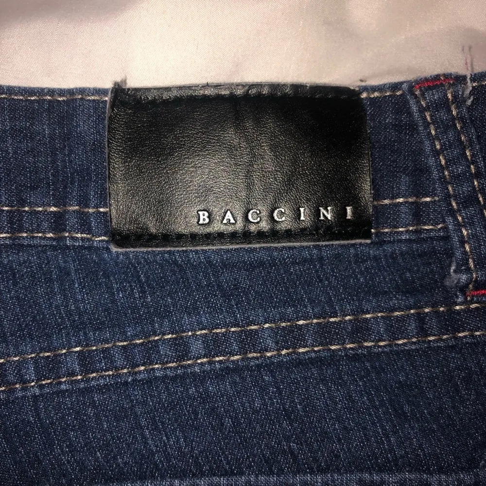 Baccini Blue Jean Shorts with Frayed Hem - Image 4