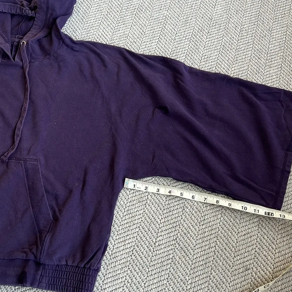 New York & Company Hooded sweatshirt - Image 5