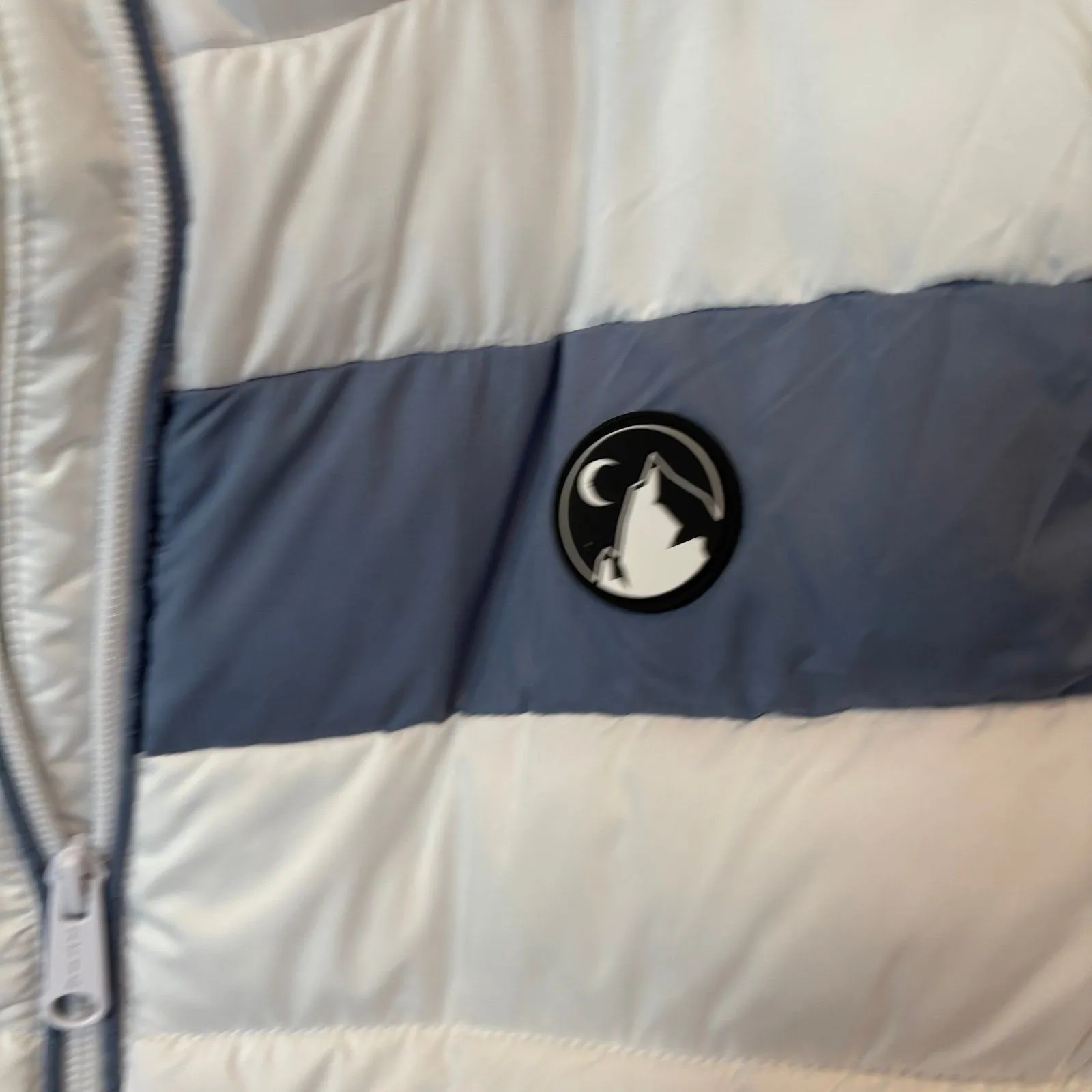 Zyia White Vondelpark Puffer Vest‎ Size XL - Image 4