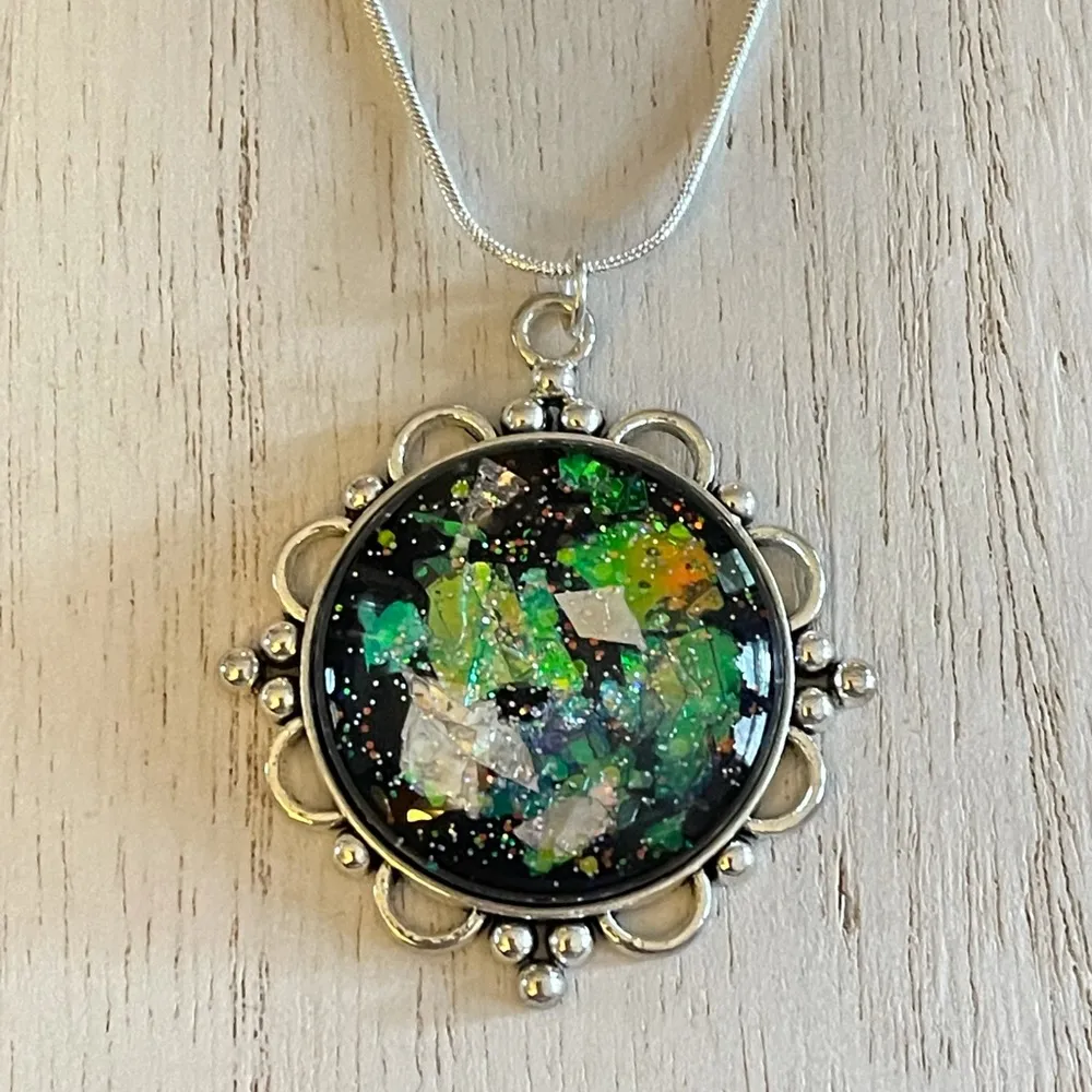 Handmade green and silver glass gem galaxy pendant necklace - Image 6