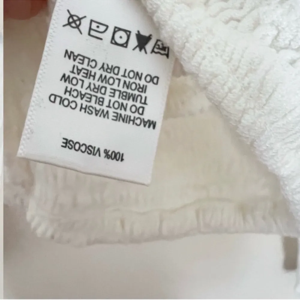 Able White Smocked Long Balloon Sleeves Crop Top Size Small Square Neck - Image 6