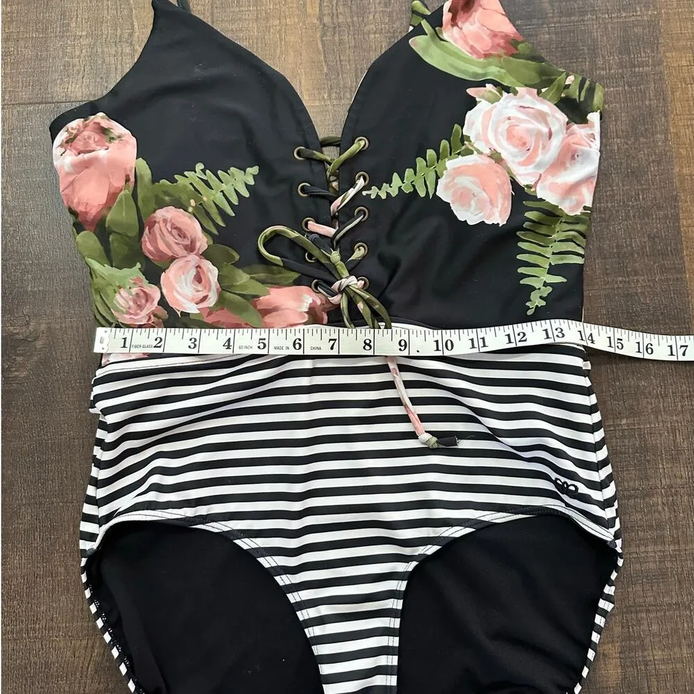 Albion Fit The Rachel One-Piece Black and Midnight Stripe Size Large - Image 4