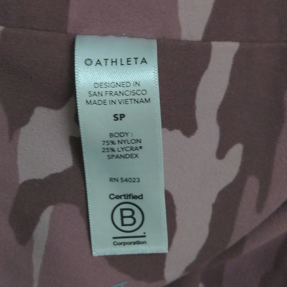 Athleta Women Elation 7/8 Tight Legging Rose Camo Mid Rise Back Pocket Petites S - Image 8