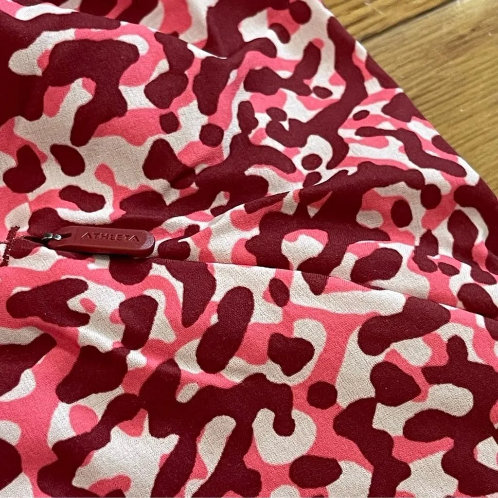 Athleta High Rise Mesh Racer Run 3" Shorts Sz M Zip Pocket - Image 10