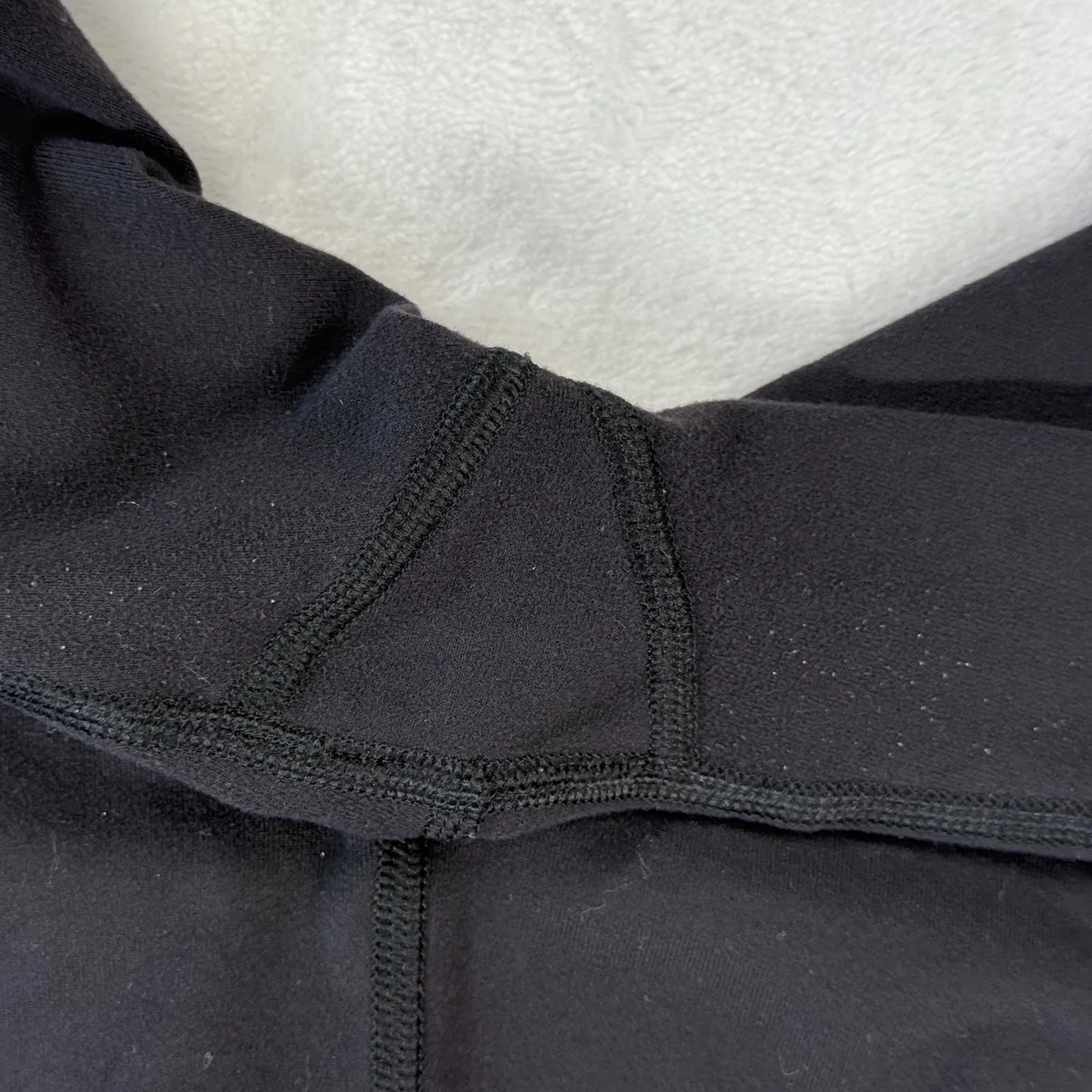 Lululemon Gather and Crow‎ Cropped Leggings Yoga Pants Purple Black Size 6 - Image 5