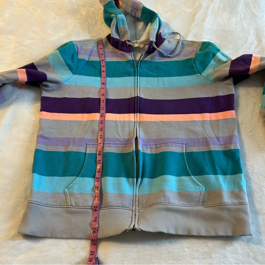 Old Navy multi color striped zip up hoodie size XL casual athleisure - Image 9