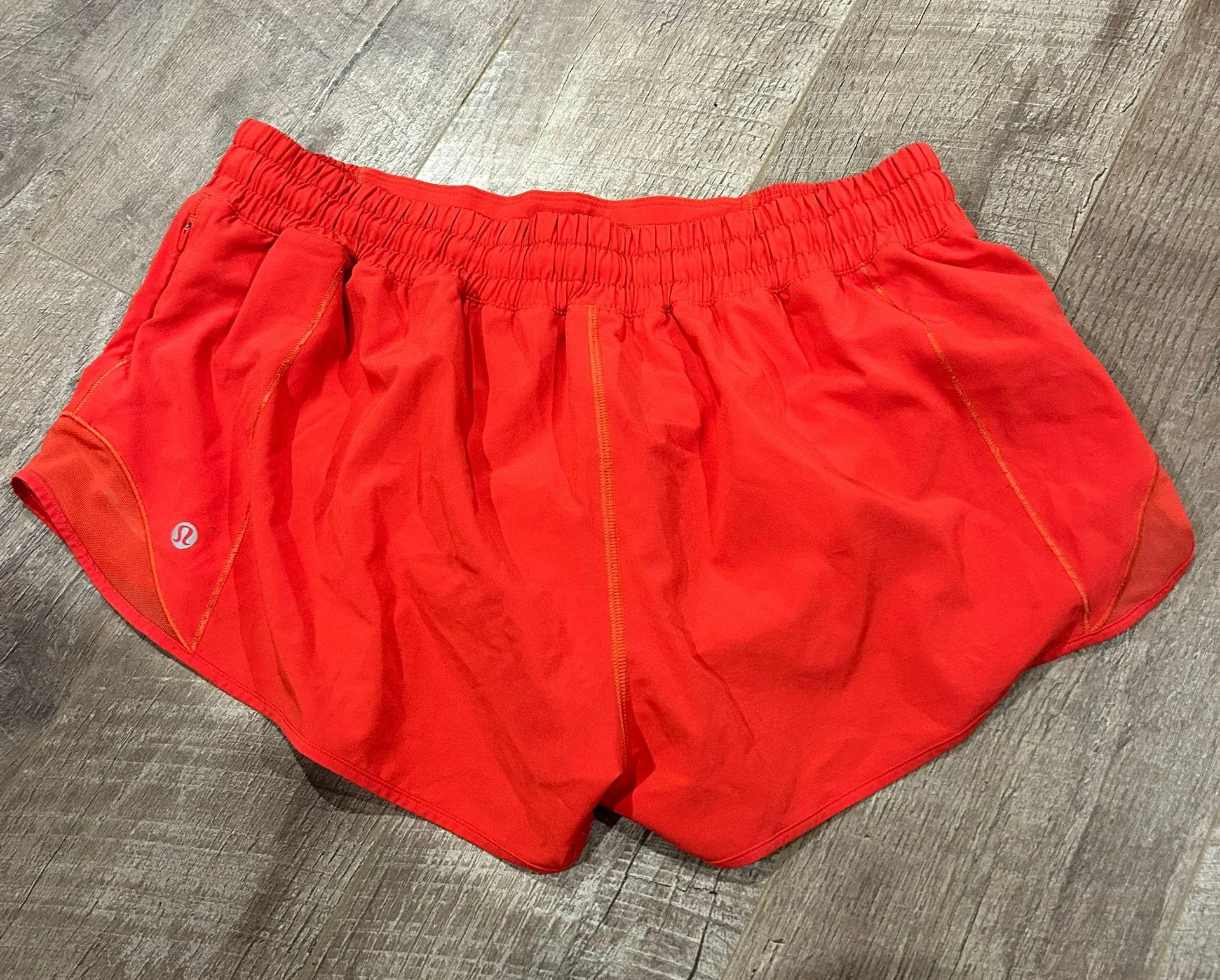 Hotty Hot Short 2.5” - Image 2