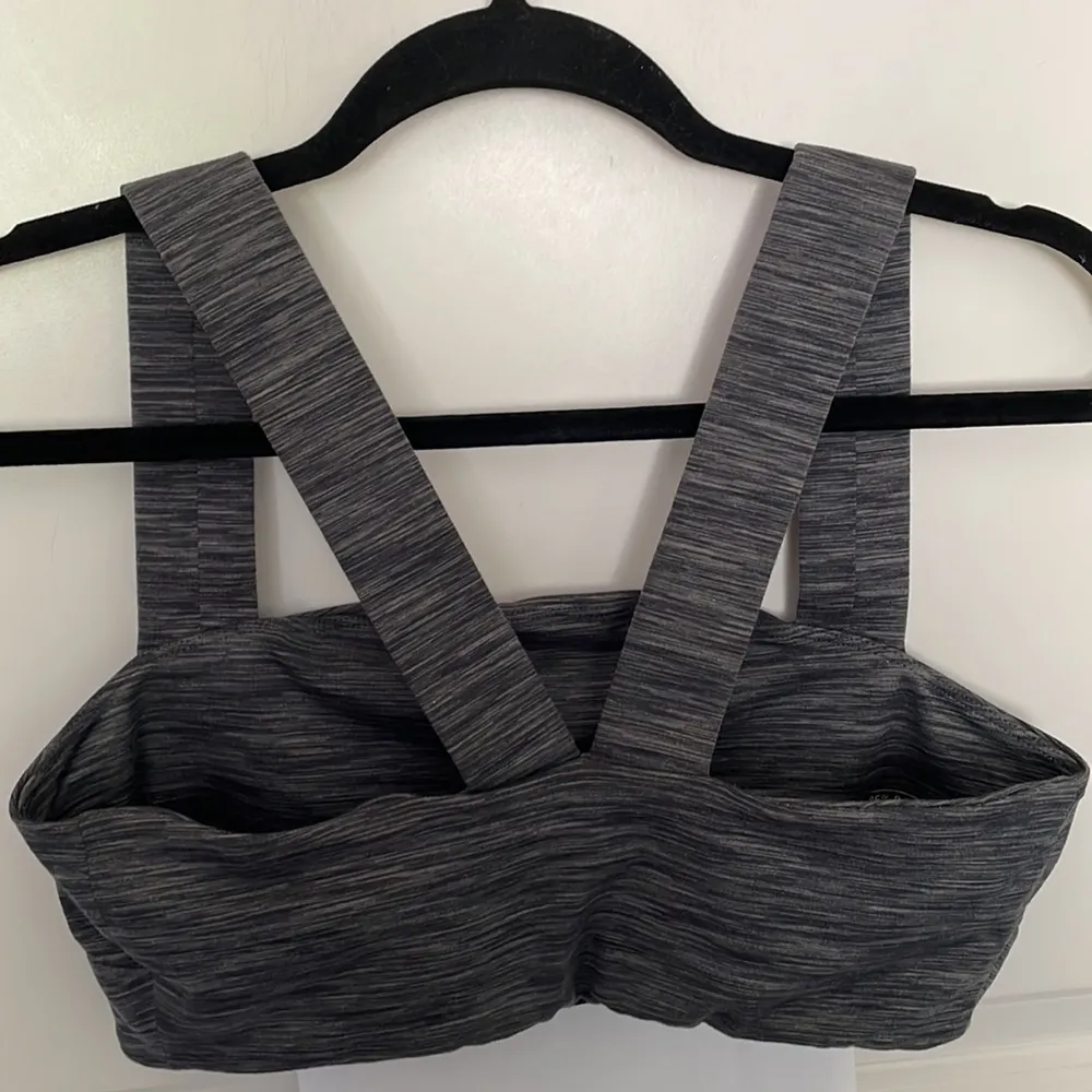 Outdoor Voices Free Form Sports Bra Medium - Image 4