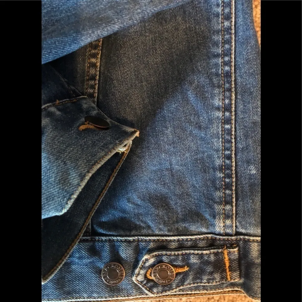 Abercrombie & Fitch Classic Jean Jacket Blue Sz. L Flap Button Pockets Cotton - Image 4