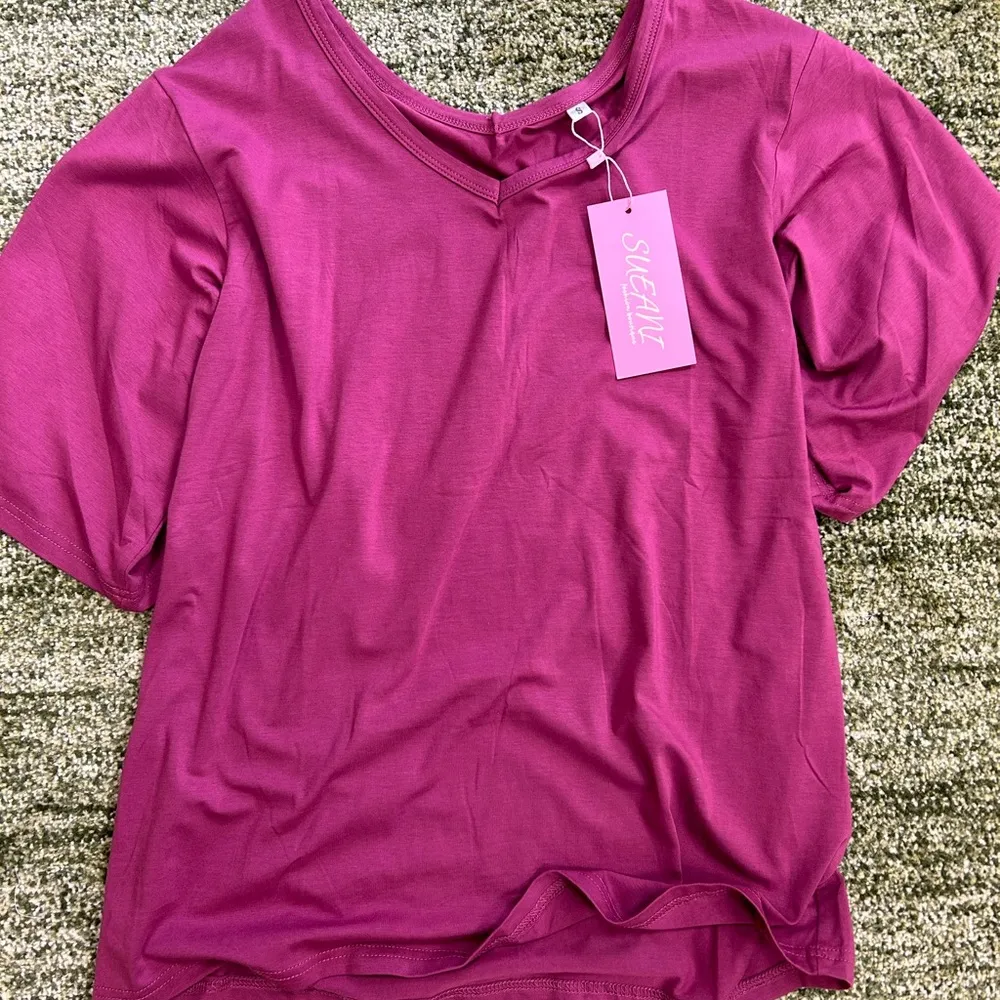 ‼️NEW‼️ loose v neck bell sleeve top - Image 3