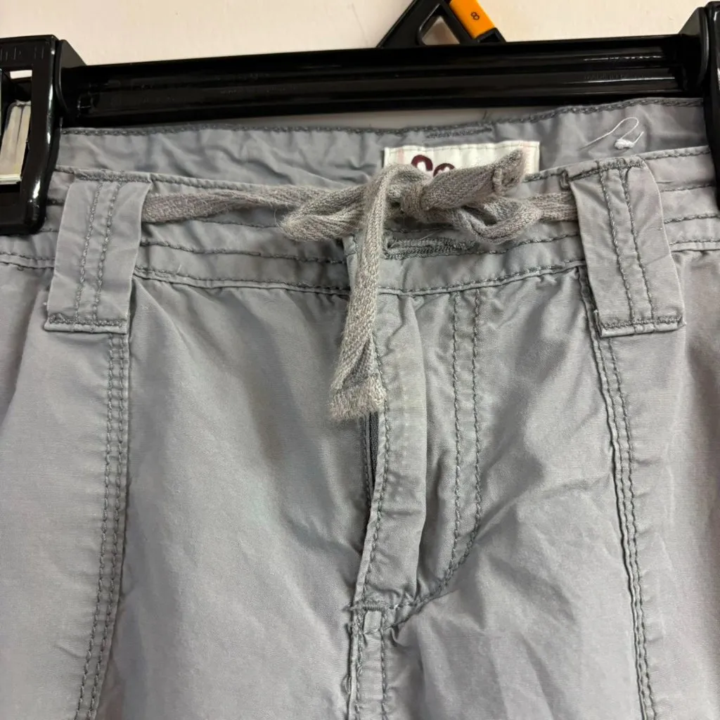 Y2K Low Rise Cropped Cargo Utility Capri Pants - Image 4