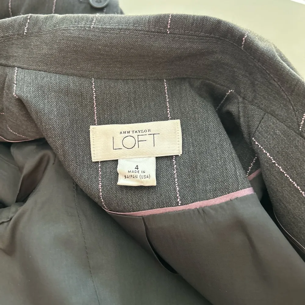 LOFT Charcoal Pinstripe Blazer Size 4 - Image 5