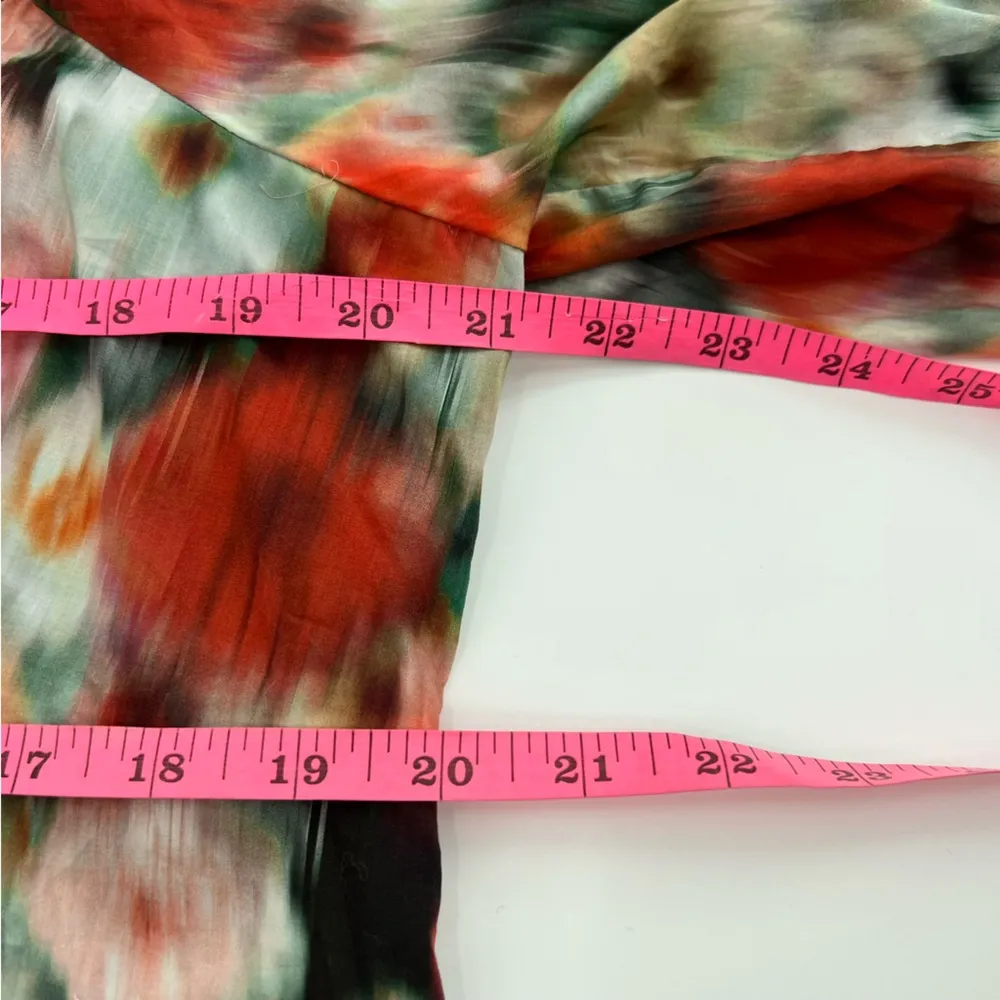 NWT J. Crew Squareneck Top in Liberty
Hazy Days Floral puff sleeve sz 16 - Image 6