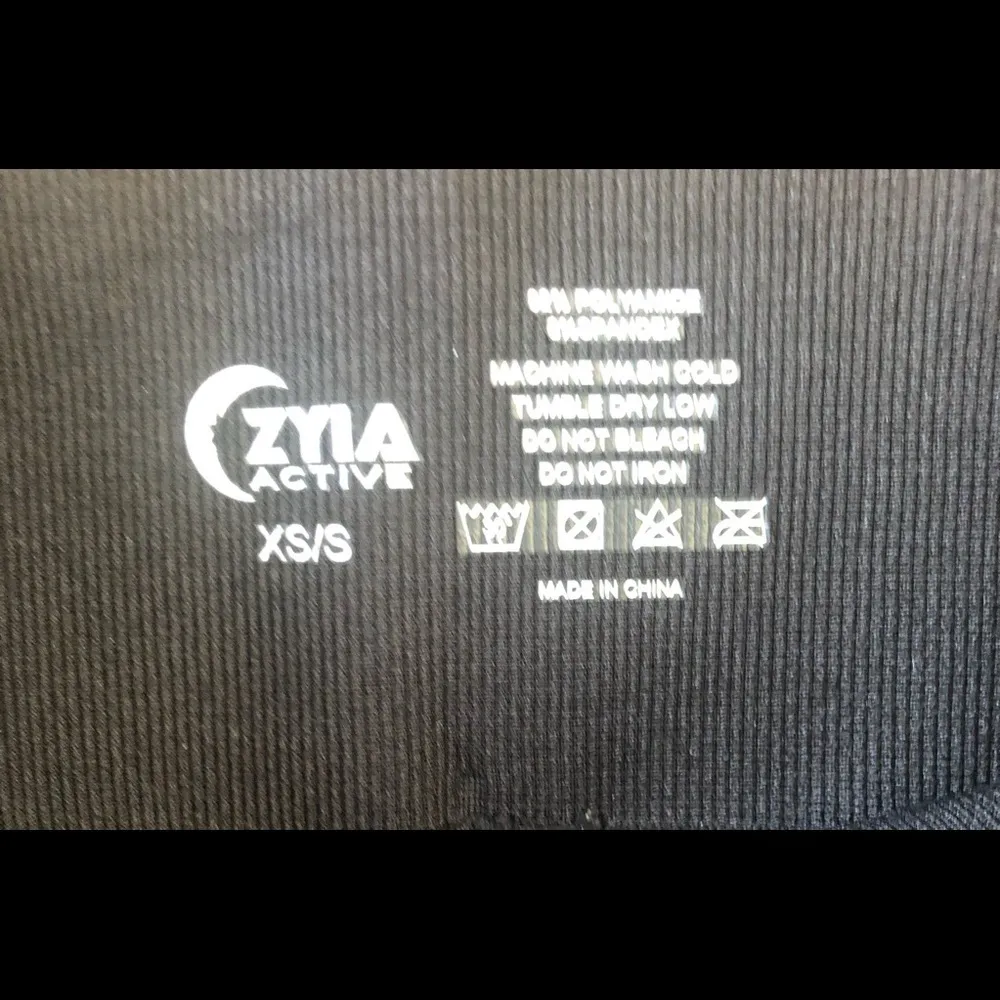 Zyia Active 7/8 Tights Legging XS/S Black Ribbed 24” Inseam No Pockets Trendy - Image 4