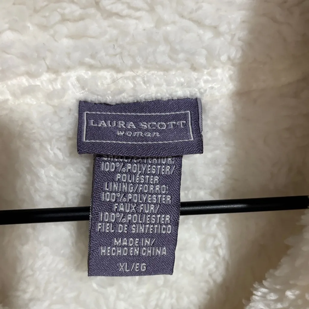 Laura Scott Woman Cream Cozy Warm Winter Fleece Lined Vest With Pockets Size XL - Image 2