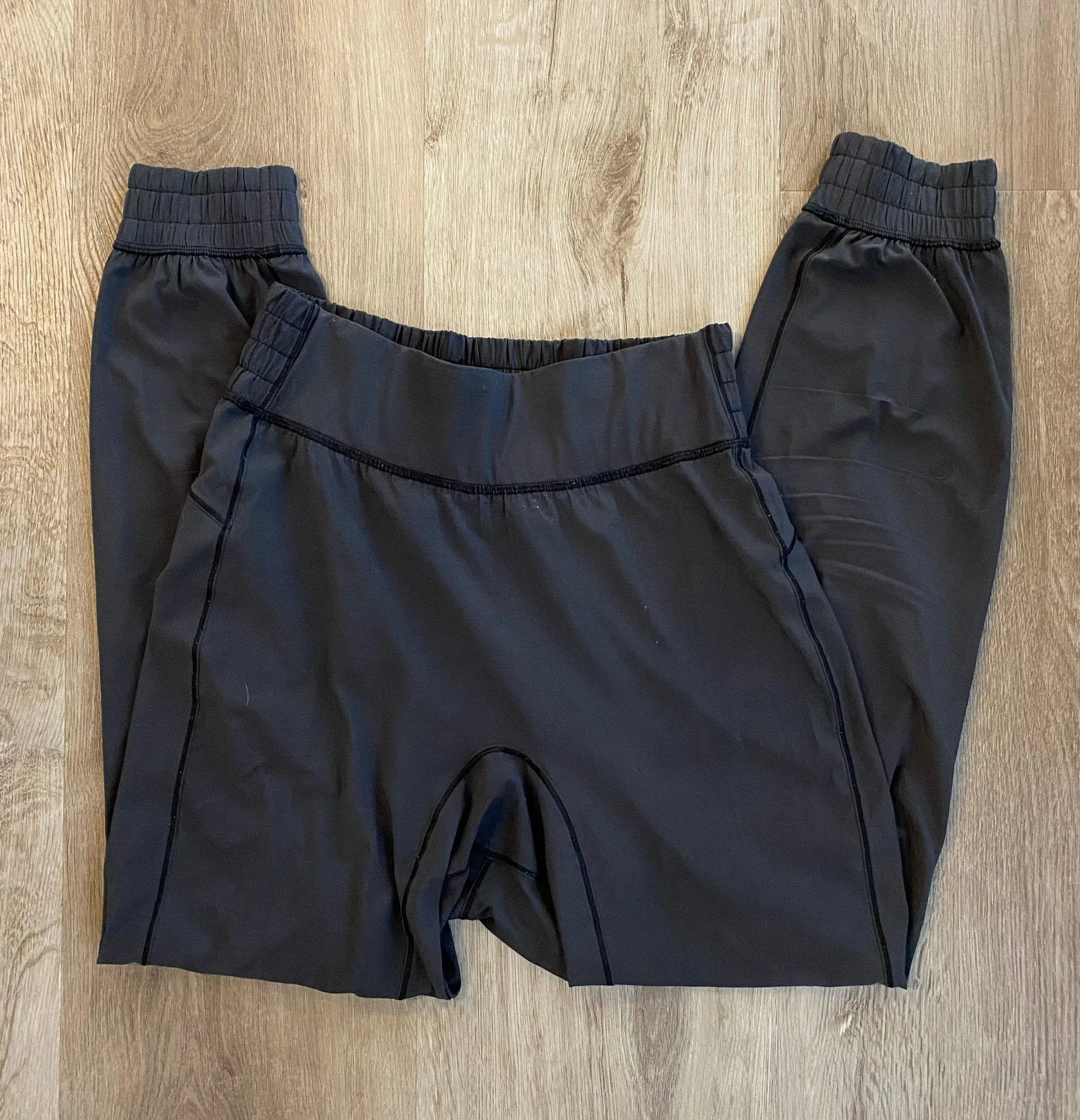 Lululemon Sunset Joggers - Image 3