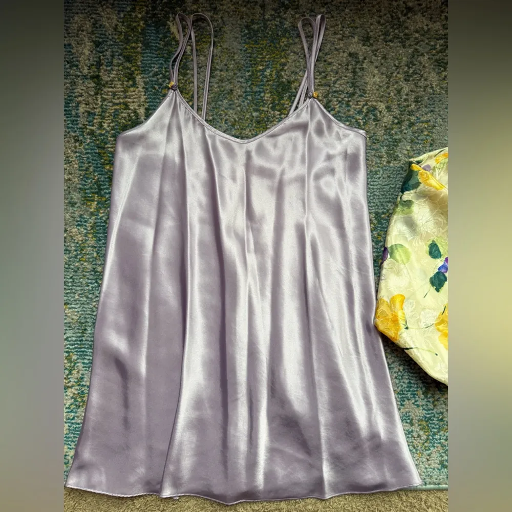 Vintage LA Intimates purple floral night gown short robe set, size large Yellow - Image 3