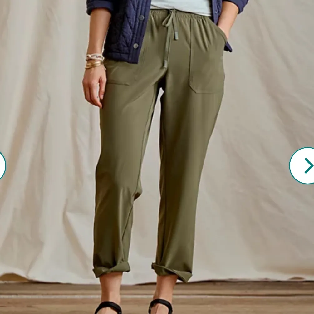Explorer All-Around Ankle Pants in Blue Lagoon - Image 6