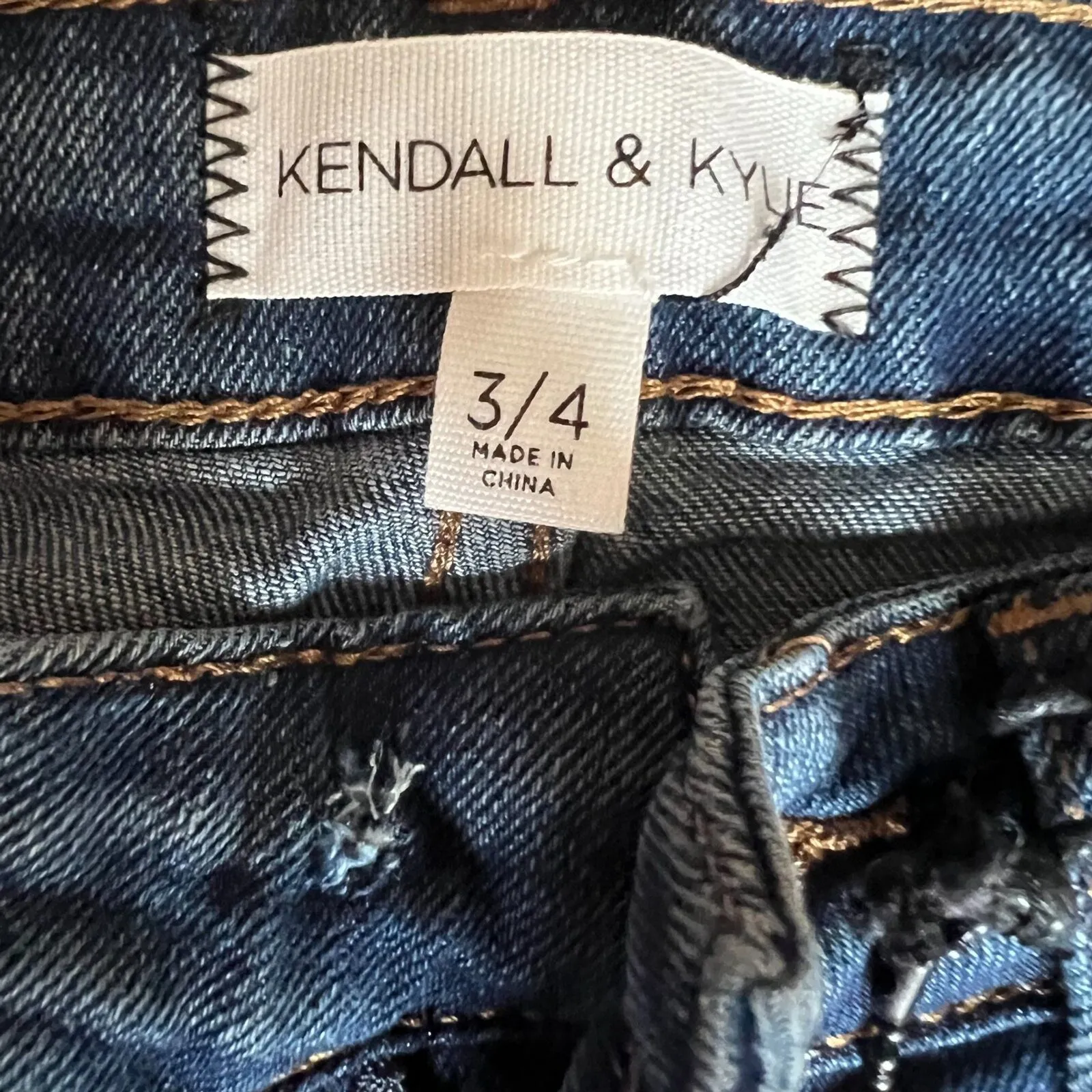 Kendall & Kylie Laguna Beach Mid-Rise Crop Jeans, US27 - Image 5
